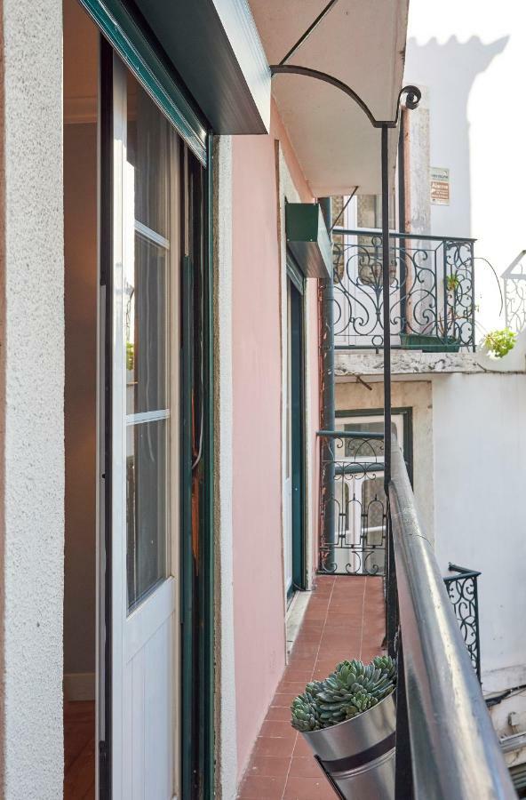 Charming Apartment In Alfama Lisboa Exterior foto